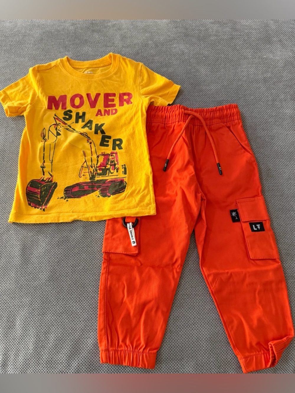 Little Trouble Cargo Joggers 2T + Graphic Tee Outfit Boys Streetwear